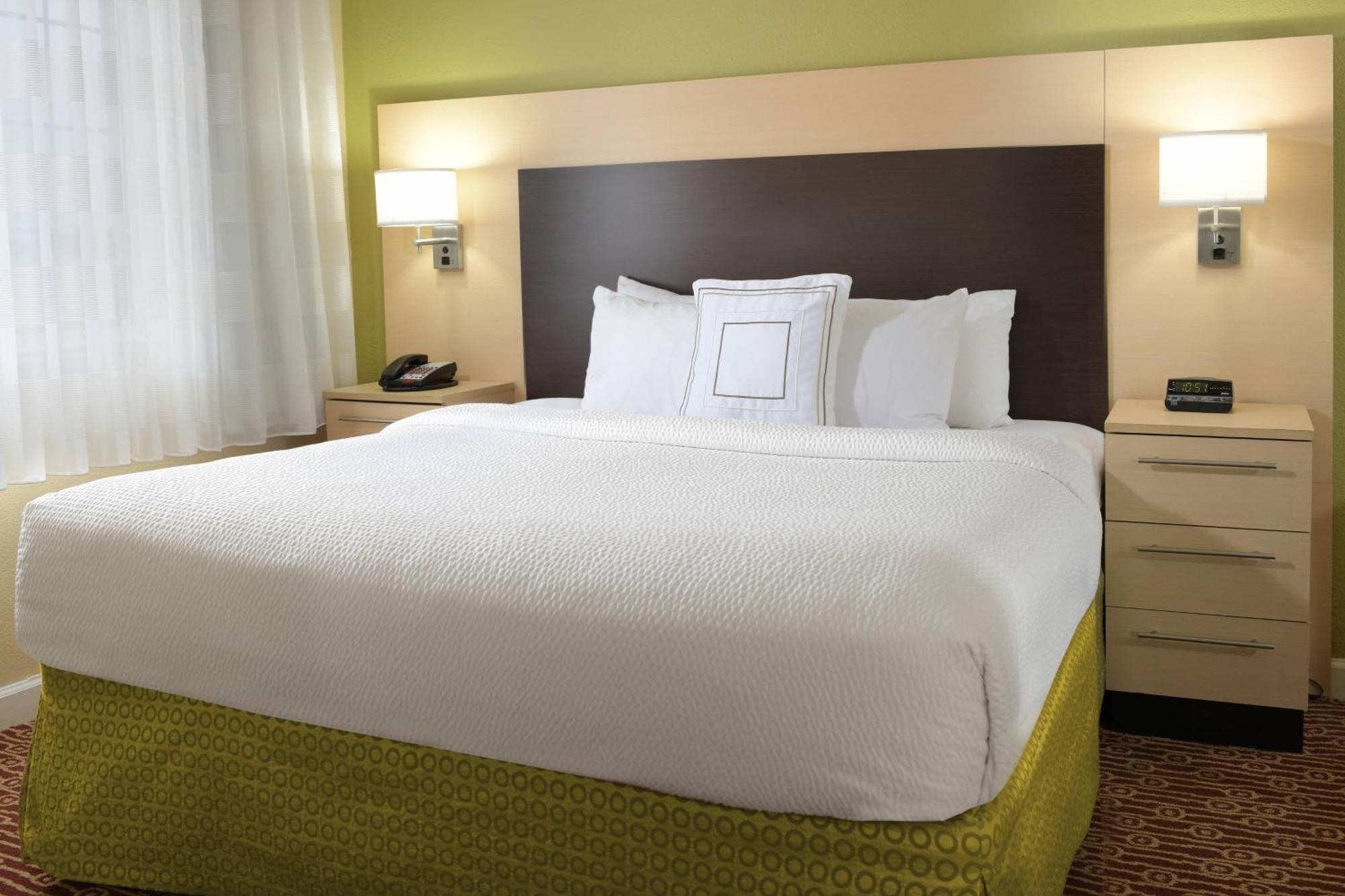 Towneplace Suites By Marriott Lake Jackson Клют Екстер'єр фото
